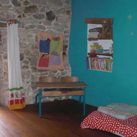 Maison Familiale Et Chaleureuse Laboule